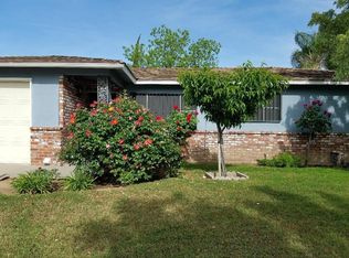 4574 N Pleasant Ave, Fresno, CA 93705
