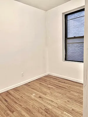 Rented by Bond New York | media 7