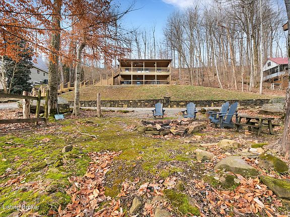 2nd image of 775 Penn Run Rd