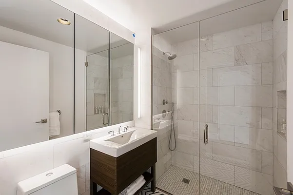 Rented by Nest Seekers International | media 22