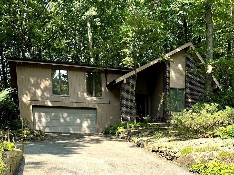1st image of 525 Sunset Dr