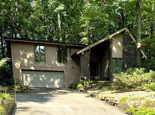525 Sunset Dr, Meadville, PA 16335