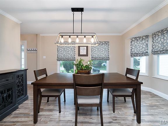 5th image of 2543 Hickory Manor Dr