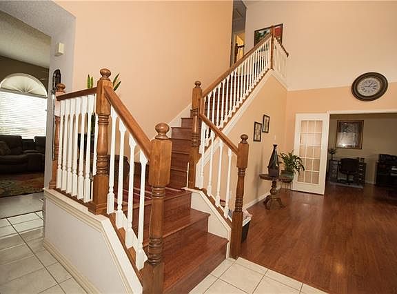4th image of 7405 Malden Ct