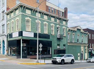 10 S Main St, Winchester, KY 40391