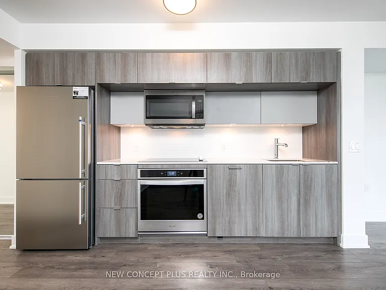 585 Bloor St E #1718 — Photo 5