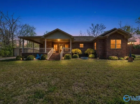 11906 Poplar Hill Ln, Athens, AL 35611