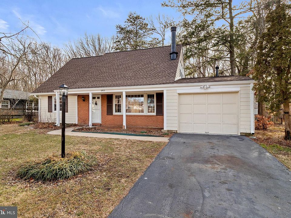 1st image of 12921 Point Pleasant Dr