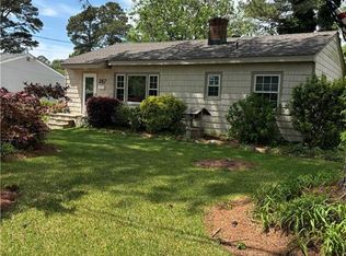 267 Fair Meadows Rd, Virginia Beach, VA 23462