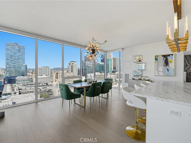 1050 S Grand #1801 — Photo 10
