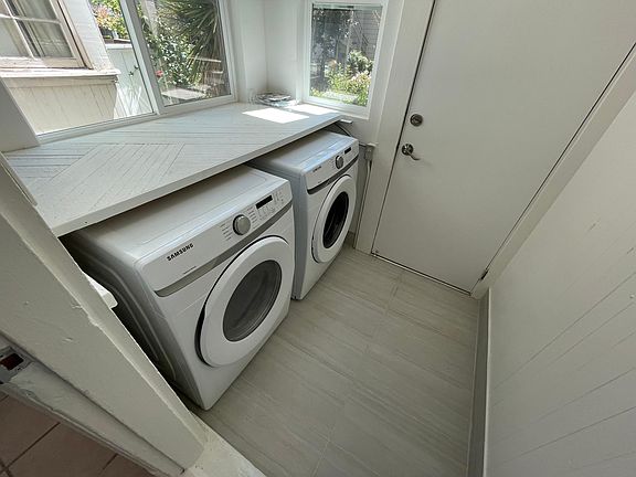 5th image of 121 Duboce Ave