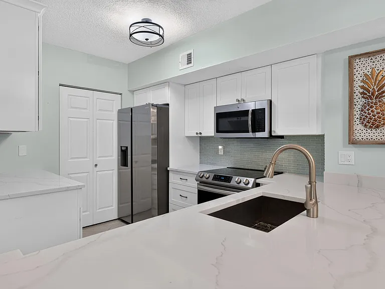 236 Village Blvd — Photo 4