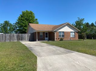 722 Cindy Ln, Hinesville, GA 31313