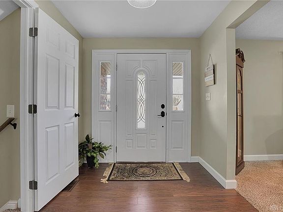 3rd image of 1970 Highland Meadows Dr
