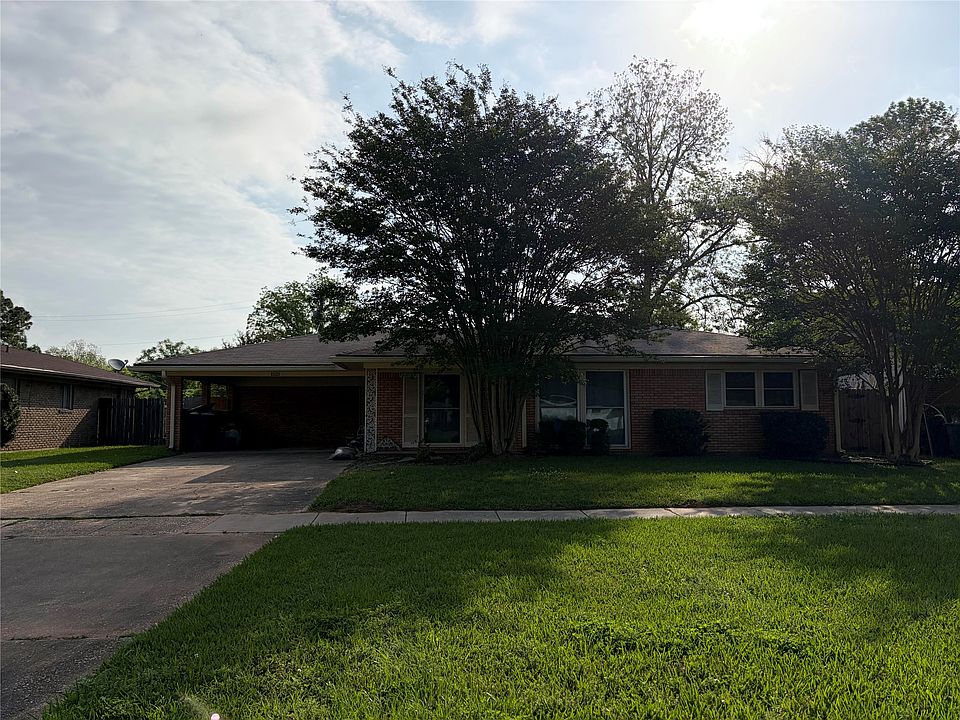 1st image of 1521 Captain Shreve Dr