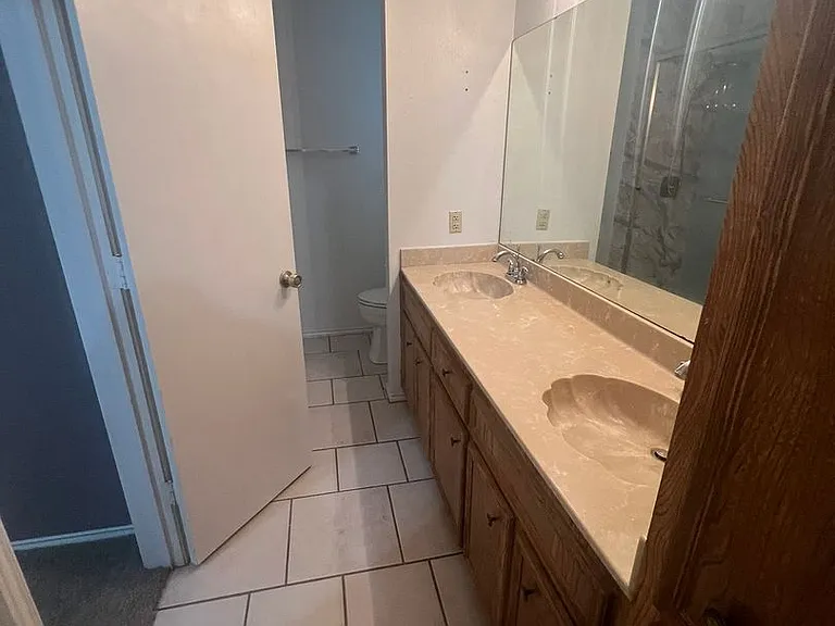 1558 Seamans Way — Photo 10