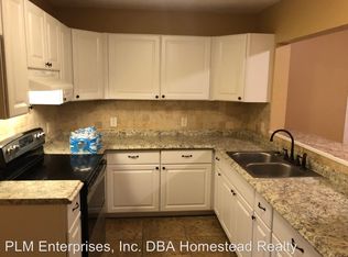 1307 W Cherry Ave, Orange, TX 77630