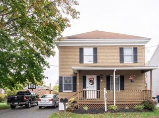 30 Davis St, Fairhaven, MA 02719