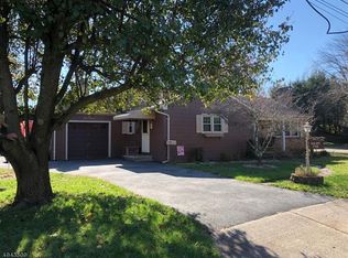 719 Brooklyn Ave, Raritan, NJ 08869