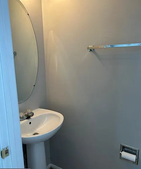 2650 Mosby Ct — Photo 12