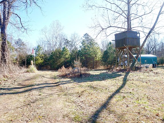 5th image of 421 County Road 3399