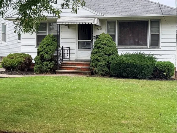 15401 Ramage Ave, Maple Heights, OH 44137