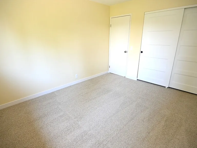 347 W Rincon Ave #E — Photo 26