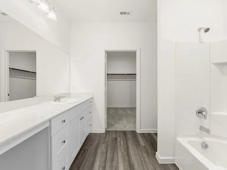 10308 Holycross Ln — Photo 20