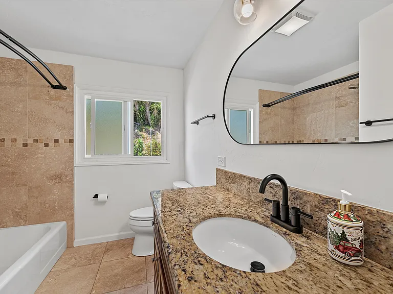 4258 Summit Dr — Photo 30