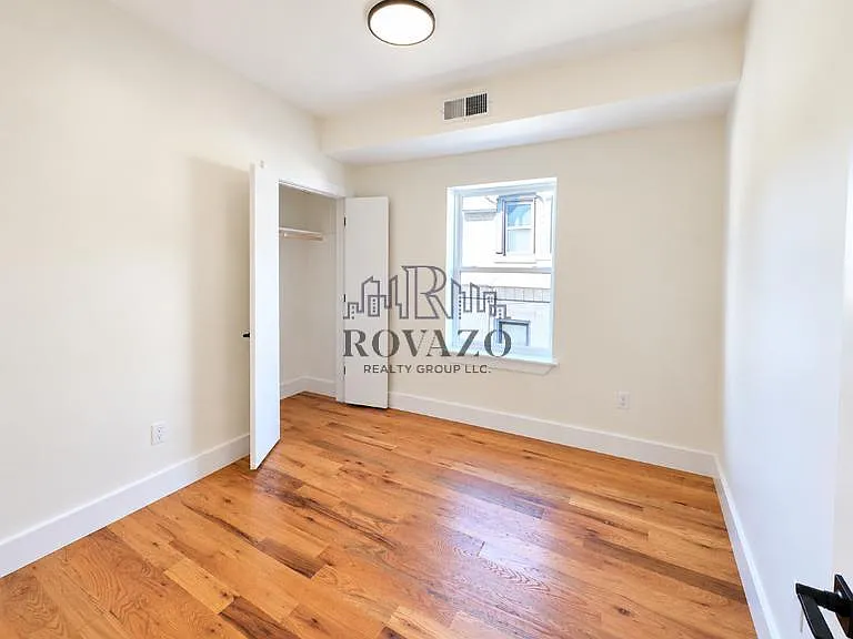 149 Roseville Ave #5 — photo 5 of 18