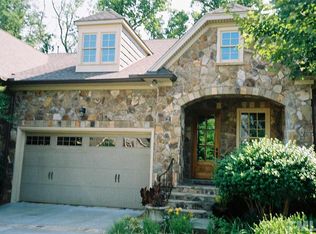 3828 Cottage Rose Ln, Raleigh, NC 27612