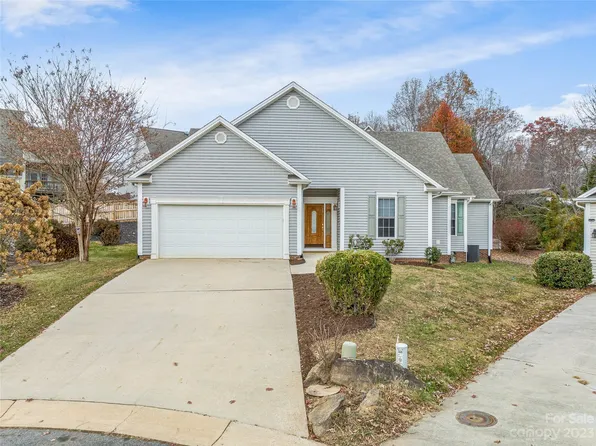 14 Sweet Gum Dr, Asheville, NC 28805