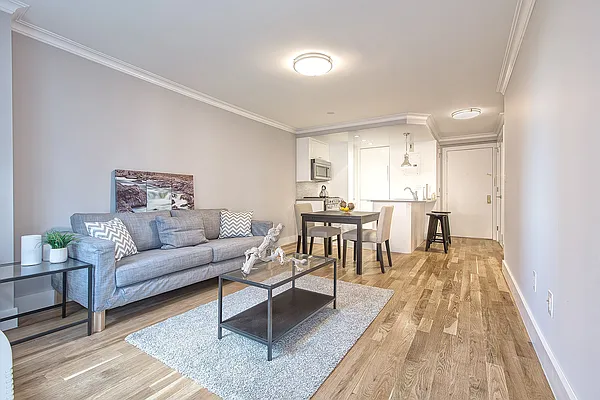 Rented by Stellar Management | media 12