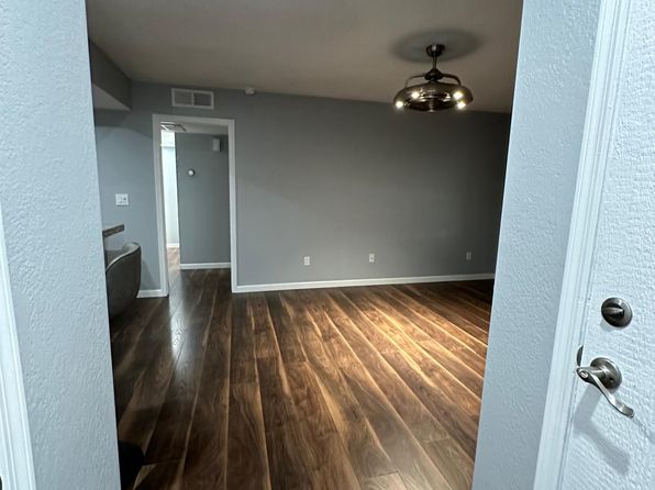 10610 S 48th St Unit 1005