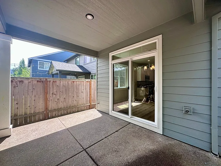 11732 SE Golden Eagle Ln — Photo 33