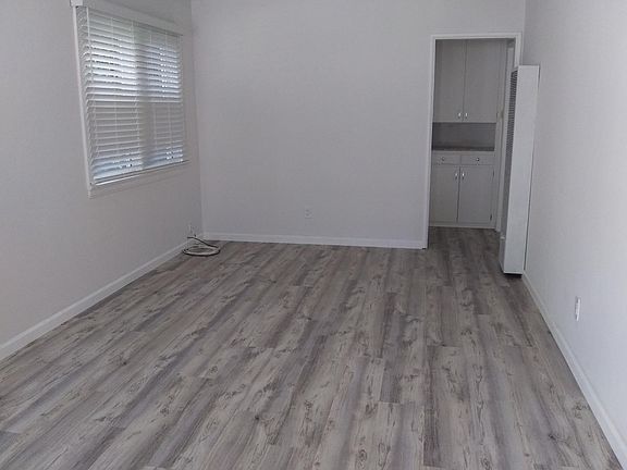 5th image of 4534 37th St