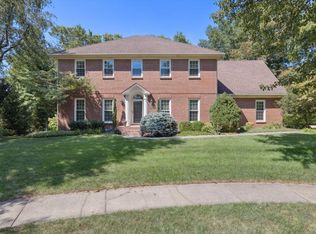 2229 Shannawood Dr, Lexington, KY 40513