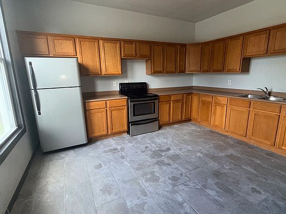 4th image of 1516 W Highland Ave