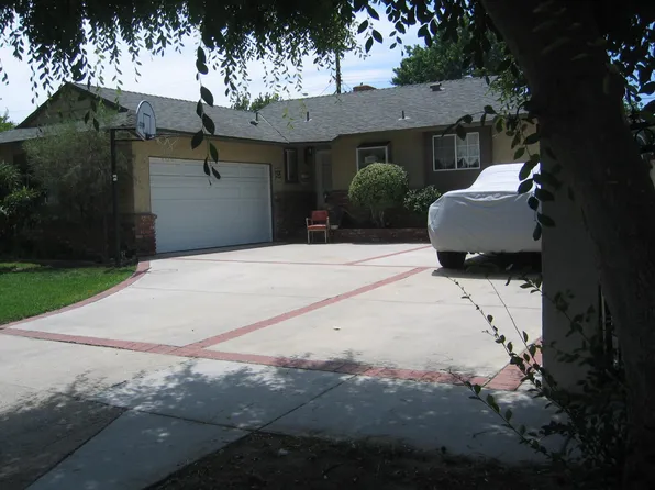 7657 Teesdale Ave, North Hollywood, CA 91605