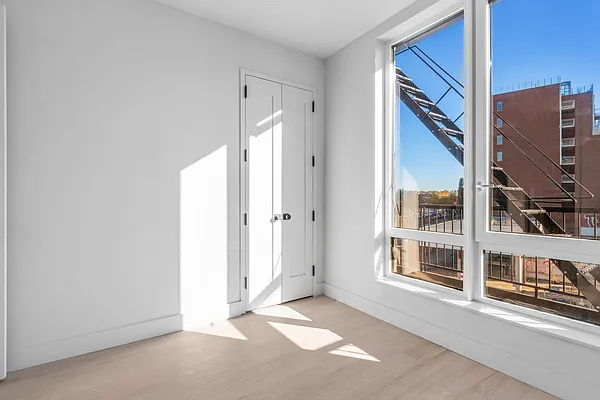 Rented by Nest Seekers International | media 25