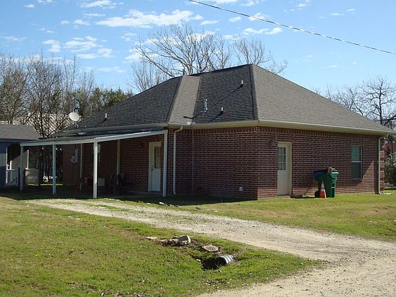 2nd image of 702 E Gassaway Ave