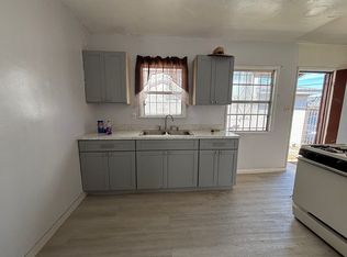 11240 S Normandie Ave #O3, Los Angeles, CA 90044