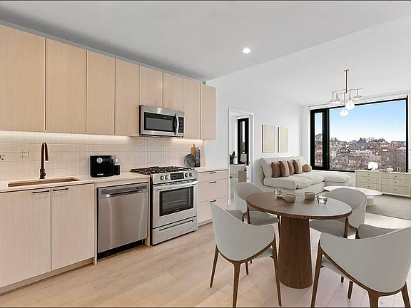 3rd image of 15310 88th Ave #110