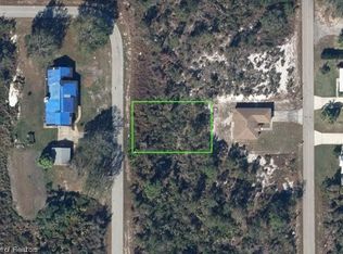325 Capri Dr NE, Lake Placid, FL 33852