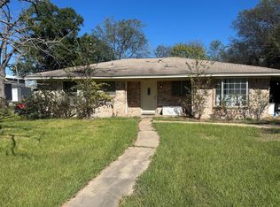 151 E Dillard St, Trinity, TX 75862
