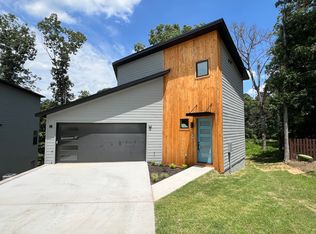 4 Brill Ln, Bella Vista, AR 72714