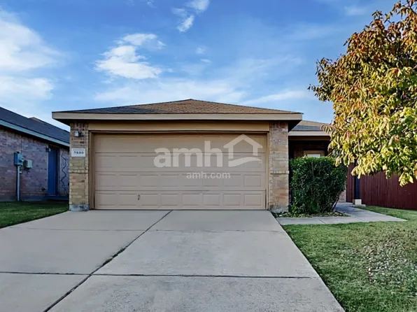5800 Ridge Lake Dr, Fort Worth, TX 76244