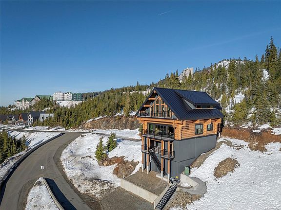 3rd image of 710 Arrowsmith Rdg