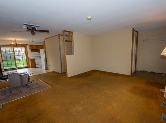 3rd image of 4548 Macdougall Ct