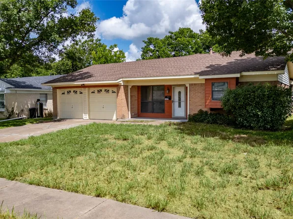 2637 Driftwood Dr, Mesquite, TX 75150